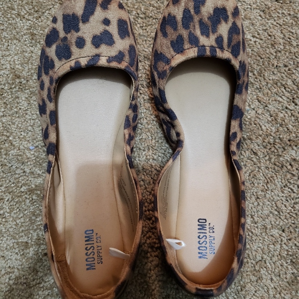 Mossimo Leopard Flats sz 8